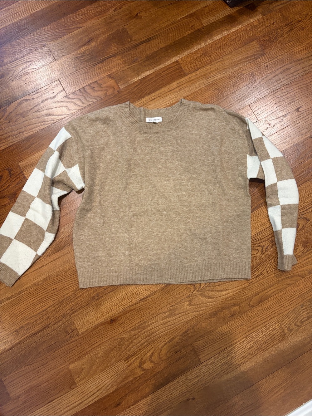 Blu Pepper Tan Crewneck Sweater with White Checkerboard Sleeves